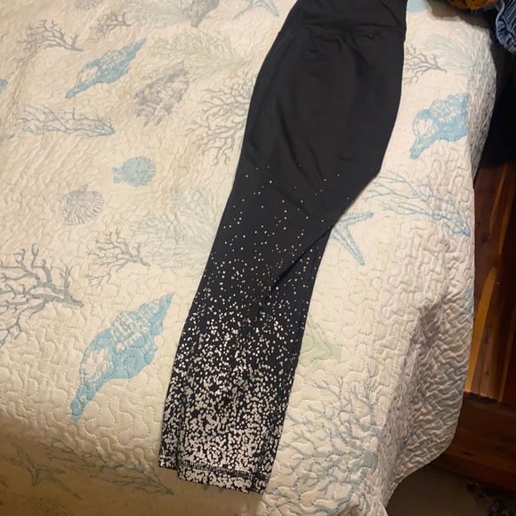 Black leggings - Picture 1 of 4